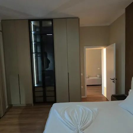 Villa 1985 Tirana
