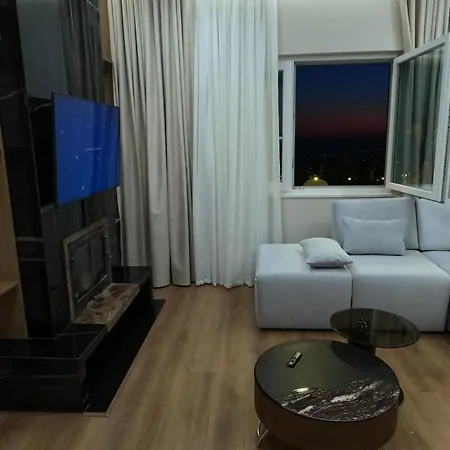 1985 Villa